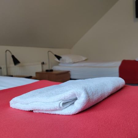 550 Guesthouse Saudarkrokur Bagian luar foto