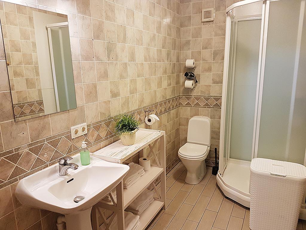 550 Guesthouse Saudarkrokur Bagian luar foto